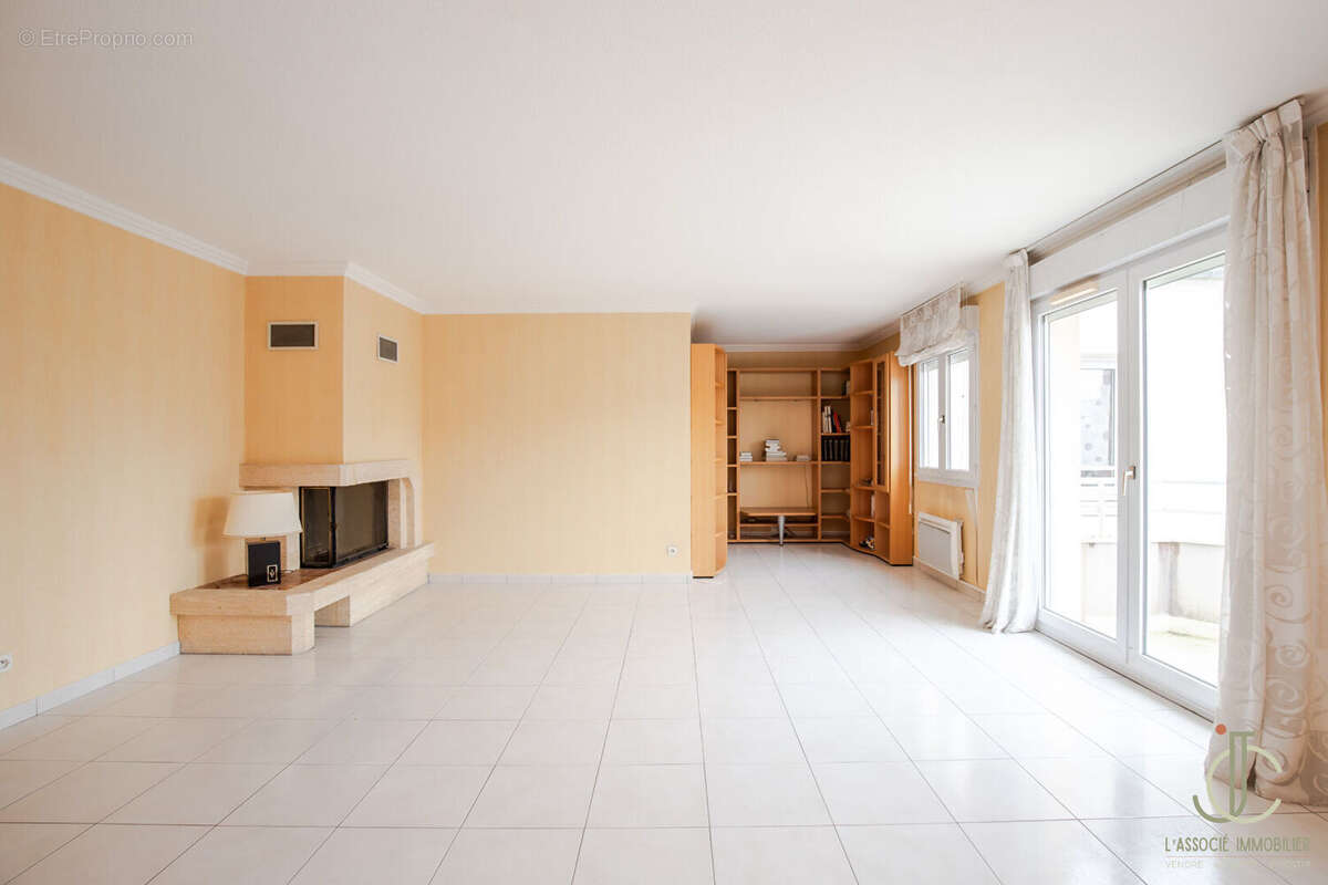 NANCY Thermal Cité Judiciaire - appartement 121m2 avec balcon et Parking ! - photo 12