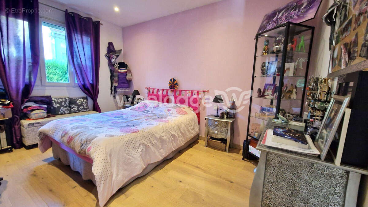 Maison à JOUY-LE-MOUTIER