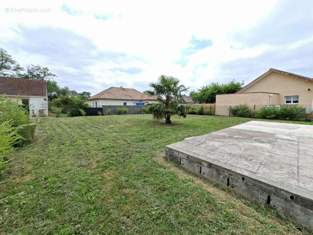 Maison à ARTIX