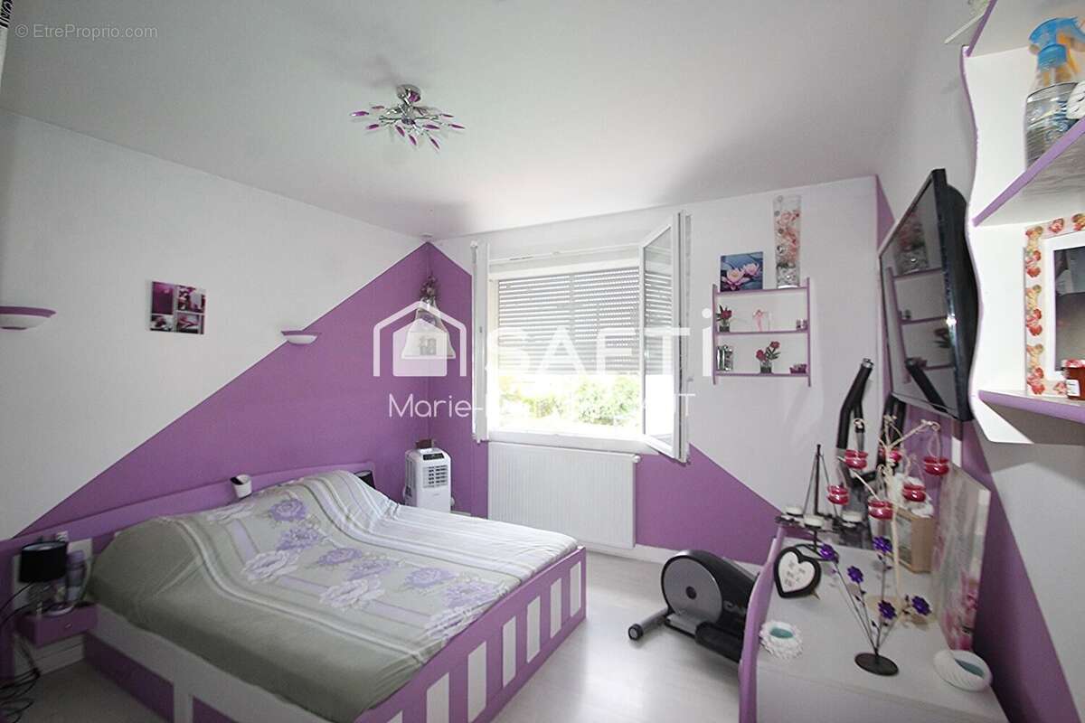 Maison 200 m² à Graulhet  - photo 7