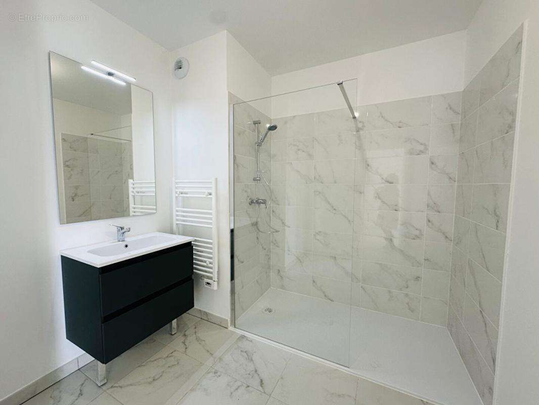 Appartement à MARSEILLE-13E