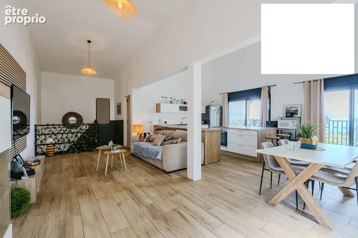 Maison 5 pièces 125 m² à vendre à Saint-Paul (97423) - photo 2