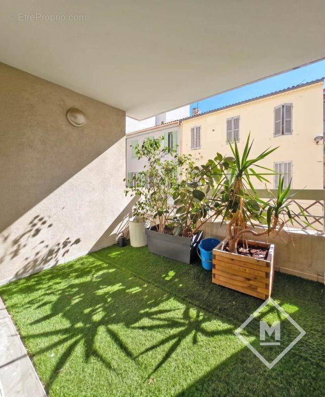 Appartement à MARSEILLE-8E