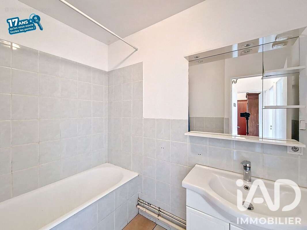 Photo 9 - Appartement à L'ILE-SAINT-DENIS