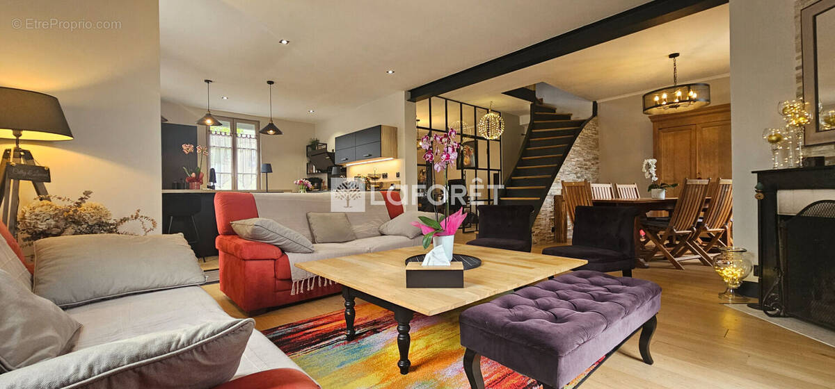 Maison à CUISY-EN-ALMONT