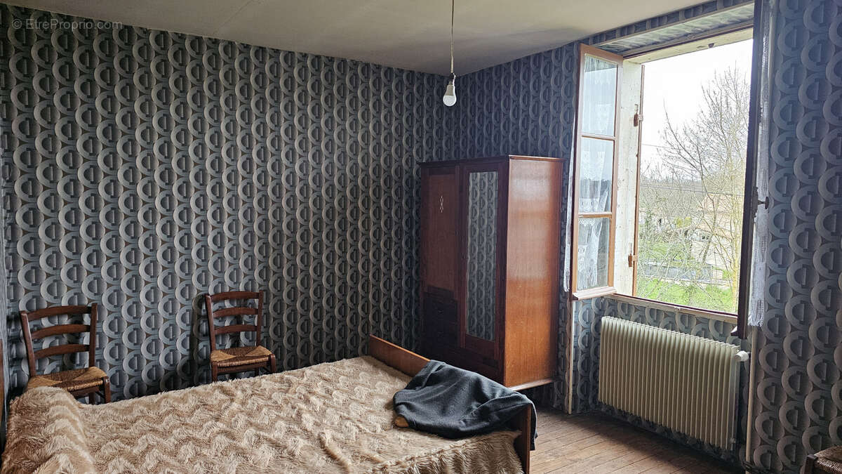 Maison à VILLETOUREIX