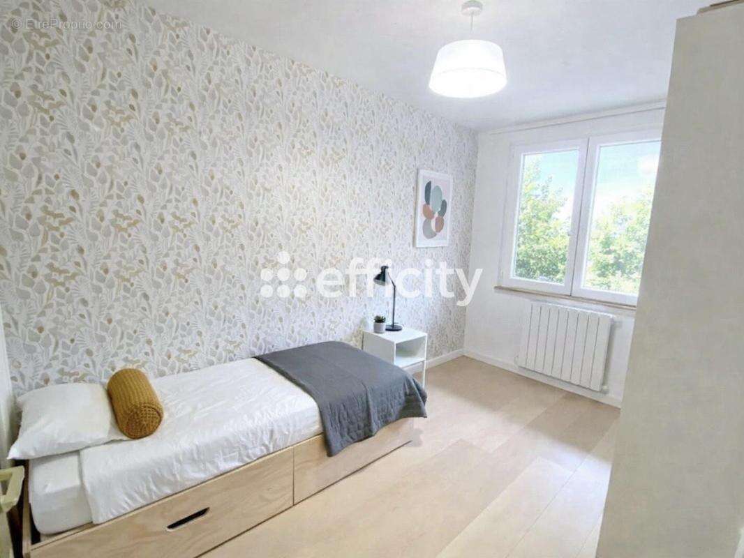 Appartement à LYON-9E