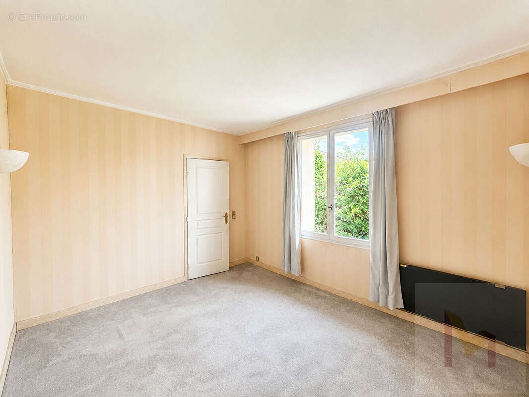Maison à NEUILLY-PLAISANCE