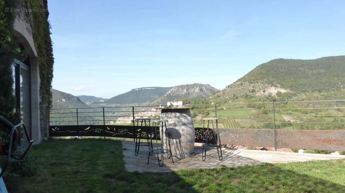 Maison à MOSTUEJOULS