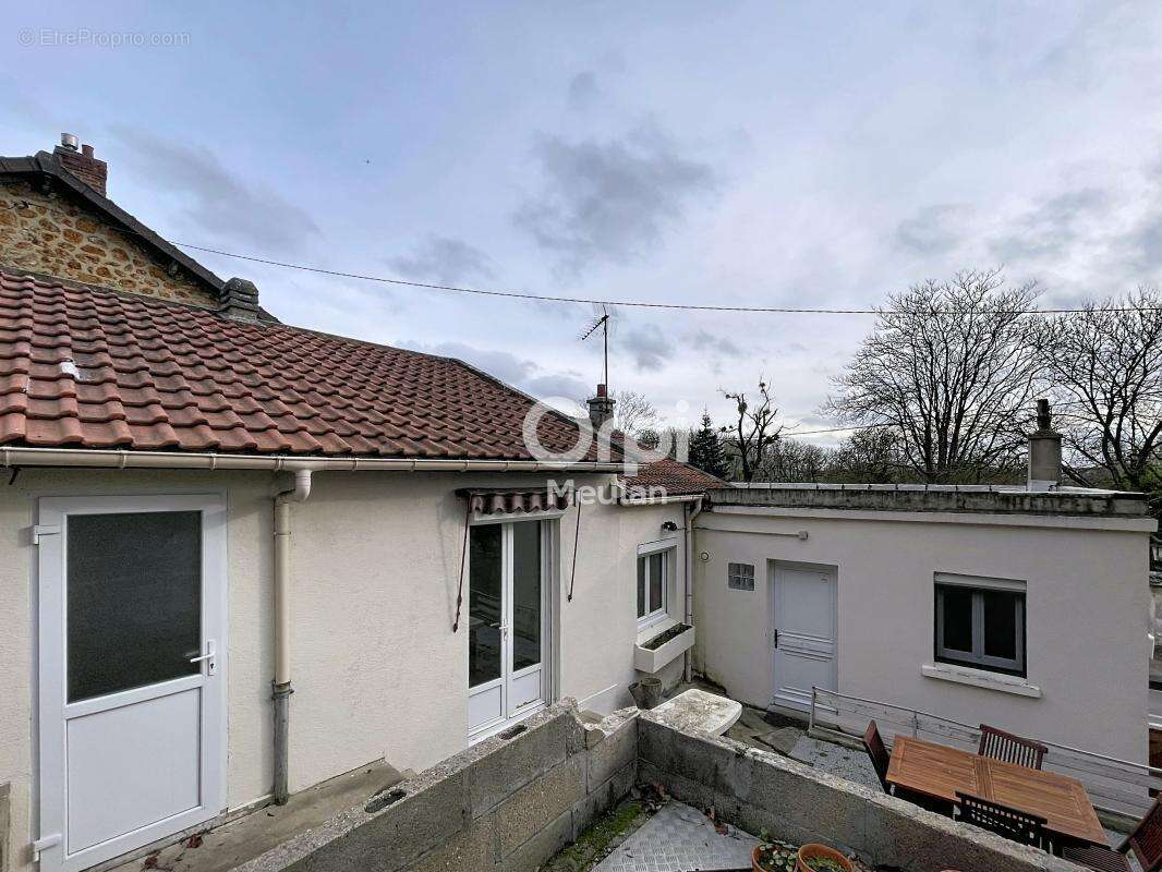 Maison à MEULAN