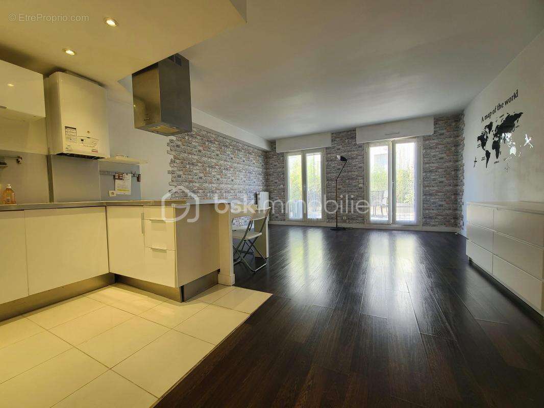 Appartement à EPINAY-SUR-ORGE