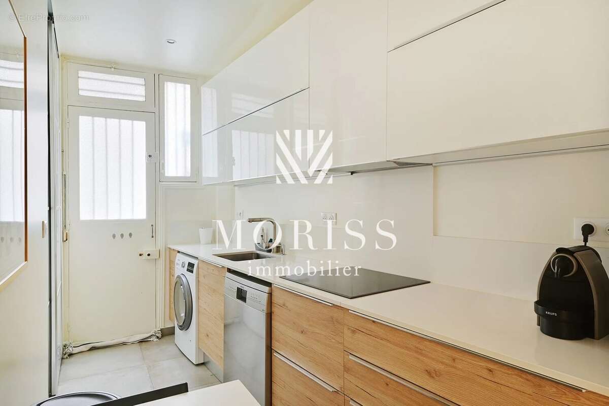 Appartement à PARIS-11E