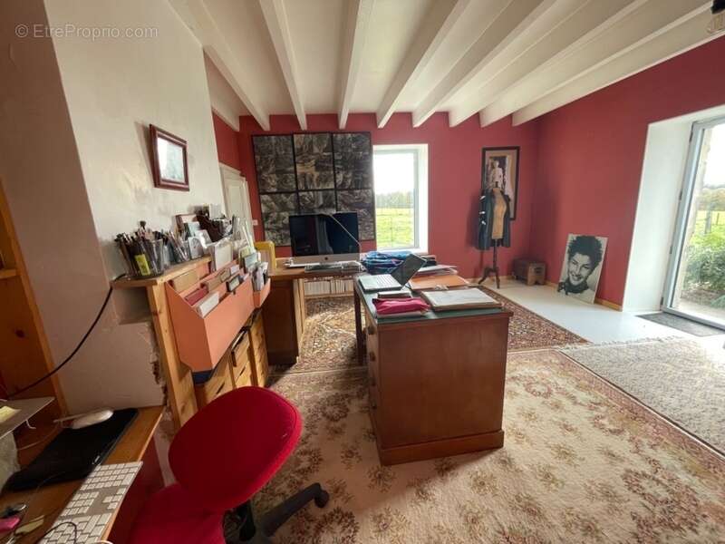 Maison à SAINT-JUNIEN