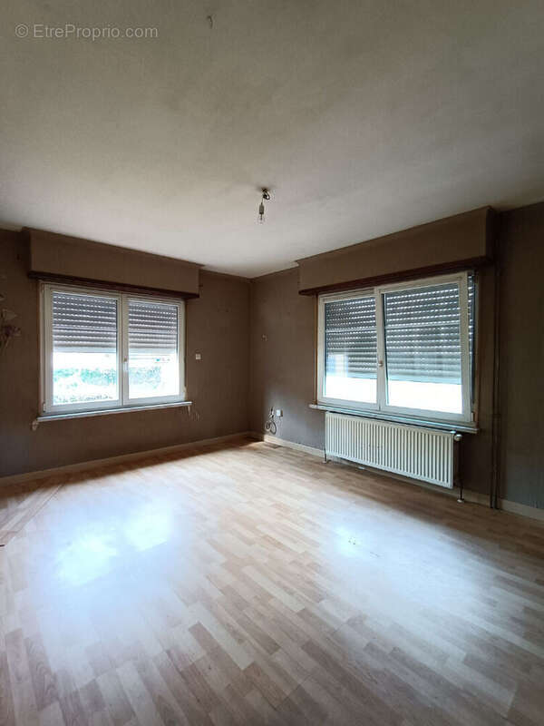 Maison à DIEMERINGEN