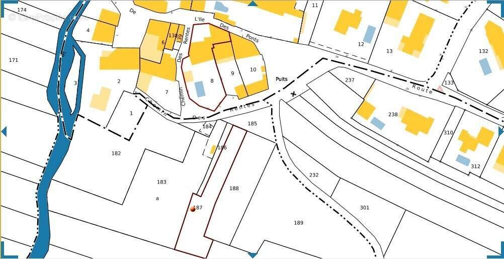 Maison à GENSAC-LA-PALLUE