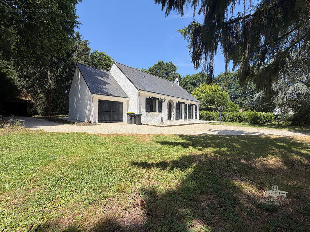 Maison à GRANDCHAMPS-DES-FONTAINES