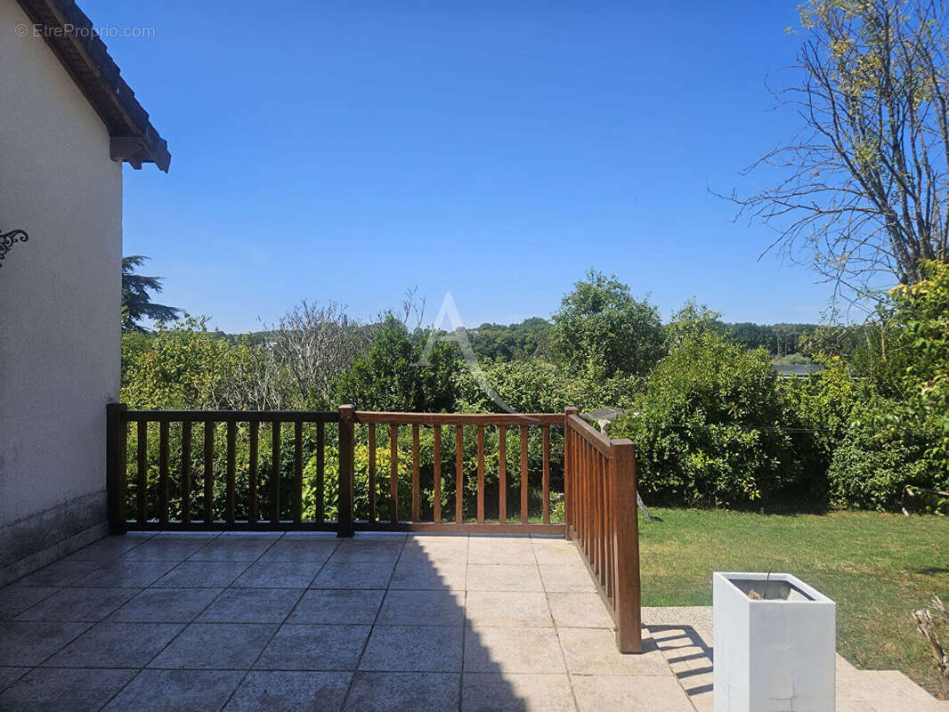 Maison à MONTHOU-SUR-CHER