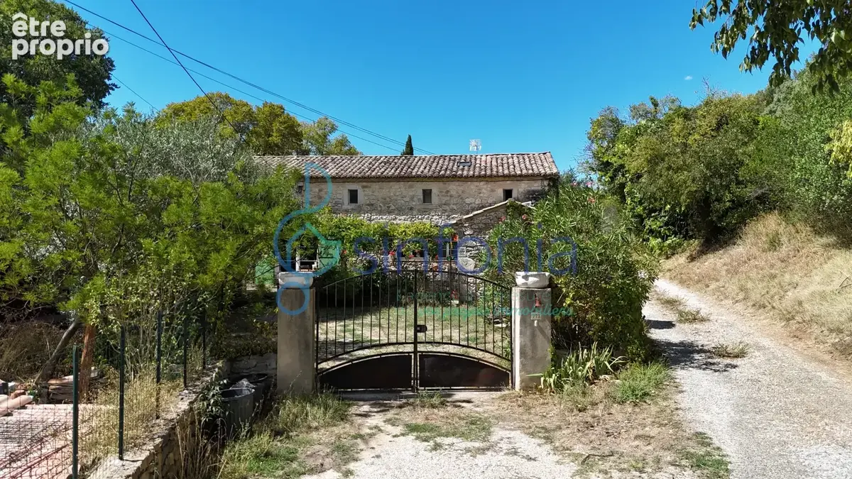 Ancienne cave vigneronne rénovée - Cadre privilégié à Goudargues - photo 15