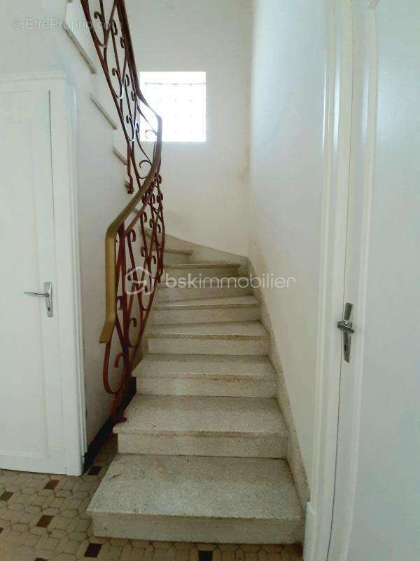 Maison à SAINT-JUNIEN