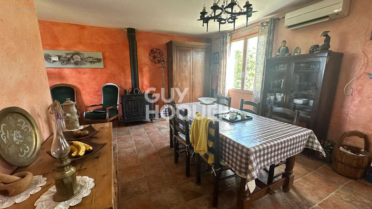 Maison à SAINT-MARTIN-LA-GARENNE