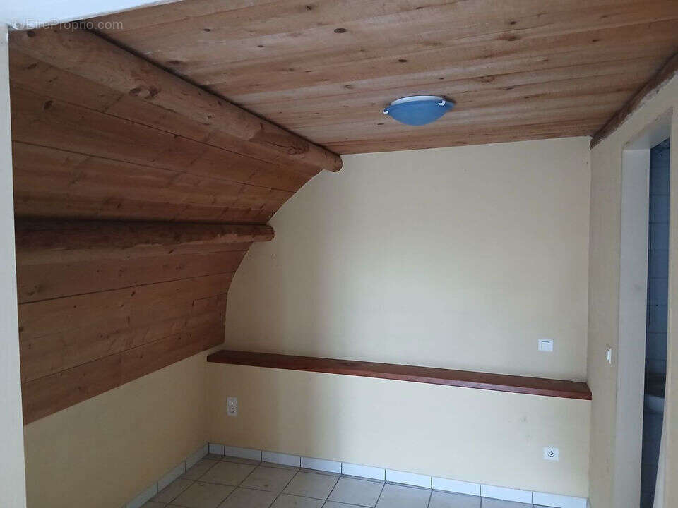 Maison à SAINTE-TULLE