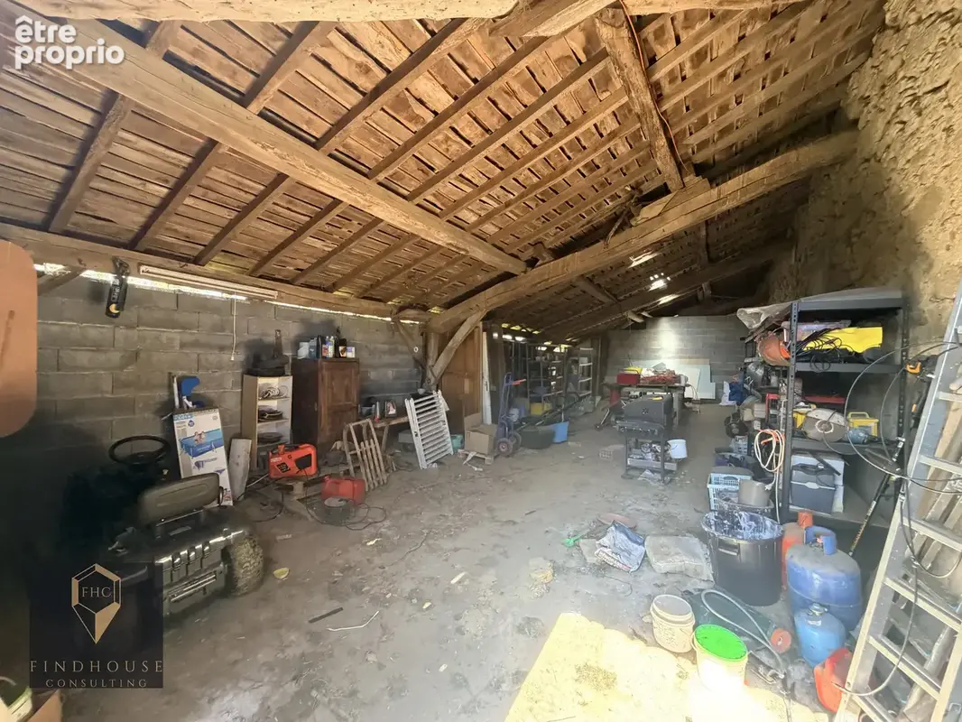 Maison t7 - 347 m2 - jardin - bois - dépendances - photo 20