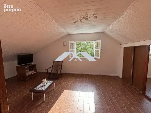 Maison 6 pièces 140 m² à vendre à Saint-Joseph (97480) - photo 5