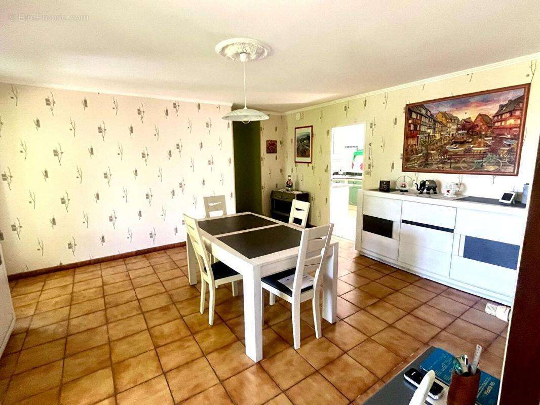Maison  5 pièce(s) 109 m2 avec garage et dépendances - photo 6