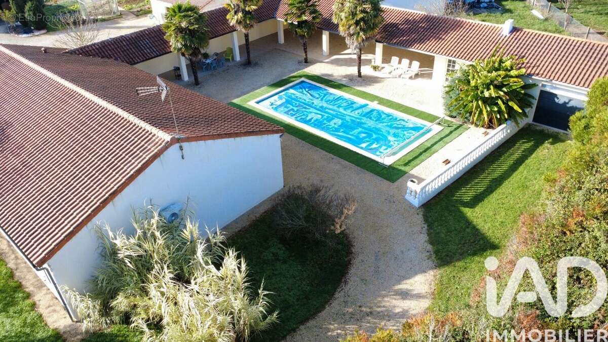 Photo 5 - Maison à ITEUIL