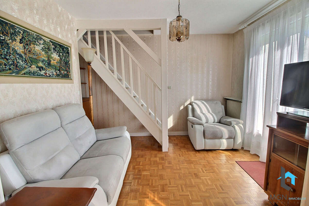 Maison à NOGENT-LE-ROI