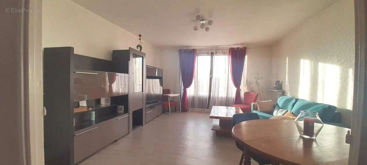 Appartement à NEUILLY-SUR-MARNE