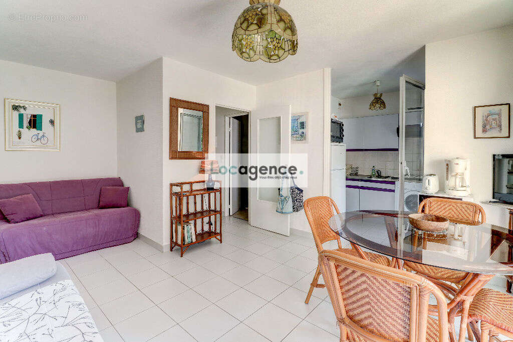 Appartement à MANDELIEU-LA-NAPOULE