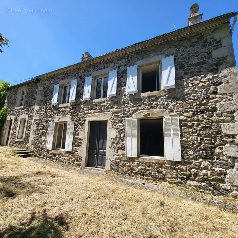 Belle maison en pierres lauzes et ardoises - photo 2