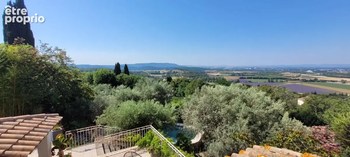 Maison à LA GARDE-ADHEMAR