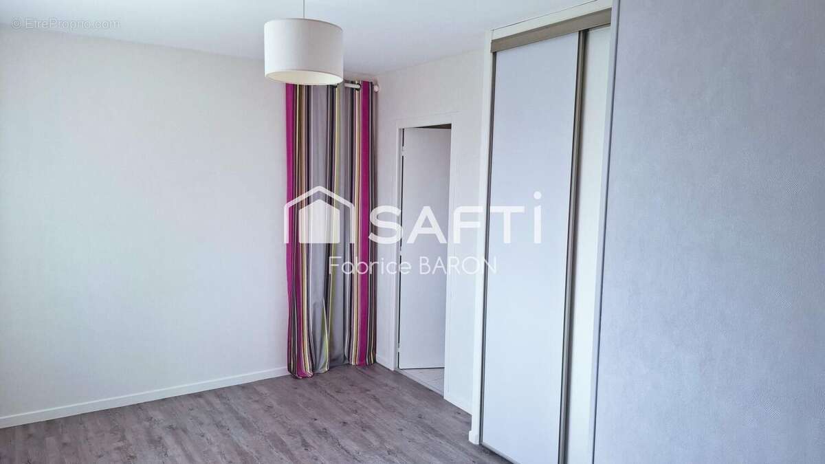 Photo 9 - Maison à MONTAMISE