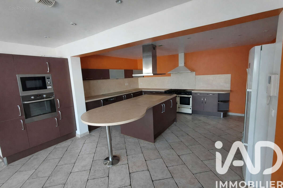Maison 252 m² à Herblay  - photo 5