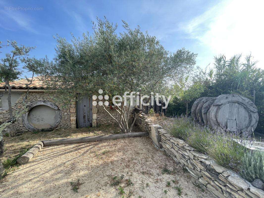 Maison 110 m² à Gargas  - photo 3