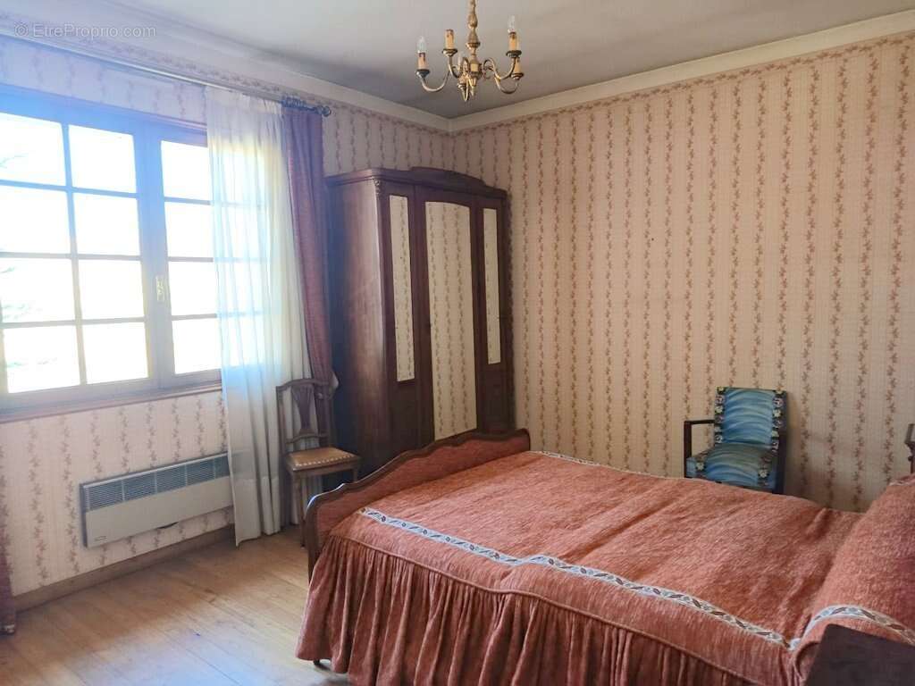 Maison à MONCLAR-DE-QUERCY