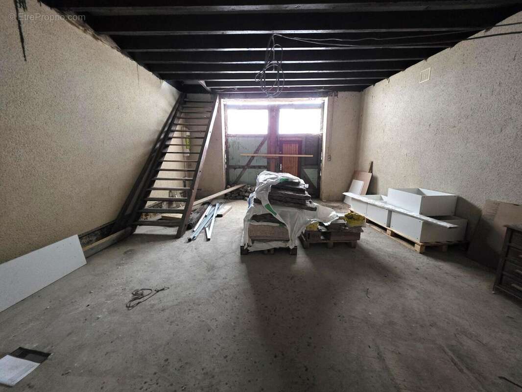 Appartement 160 m² à La Fleche  - photo 3