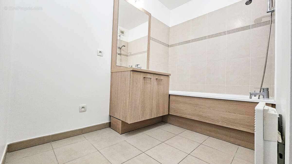 Appartement à HOUILLES