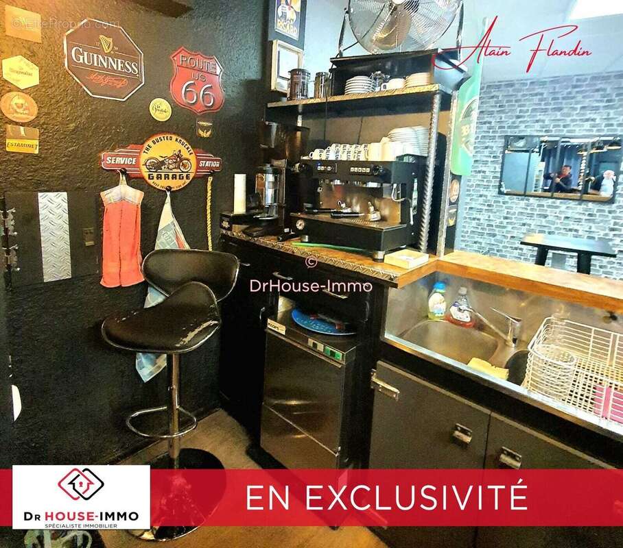 Commerce à VALS-PRES-LE-PUY