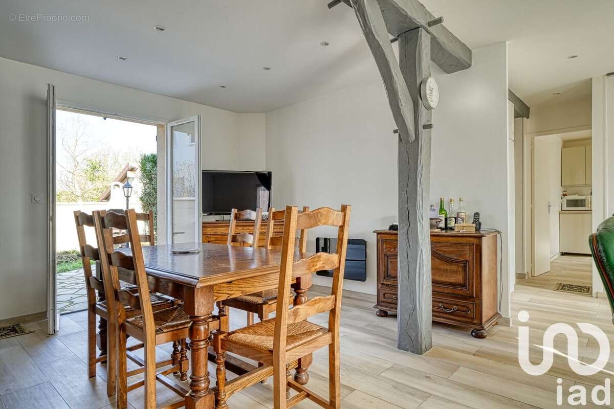 Photo 3 - Maison à EPONE