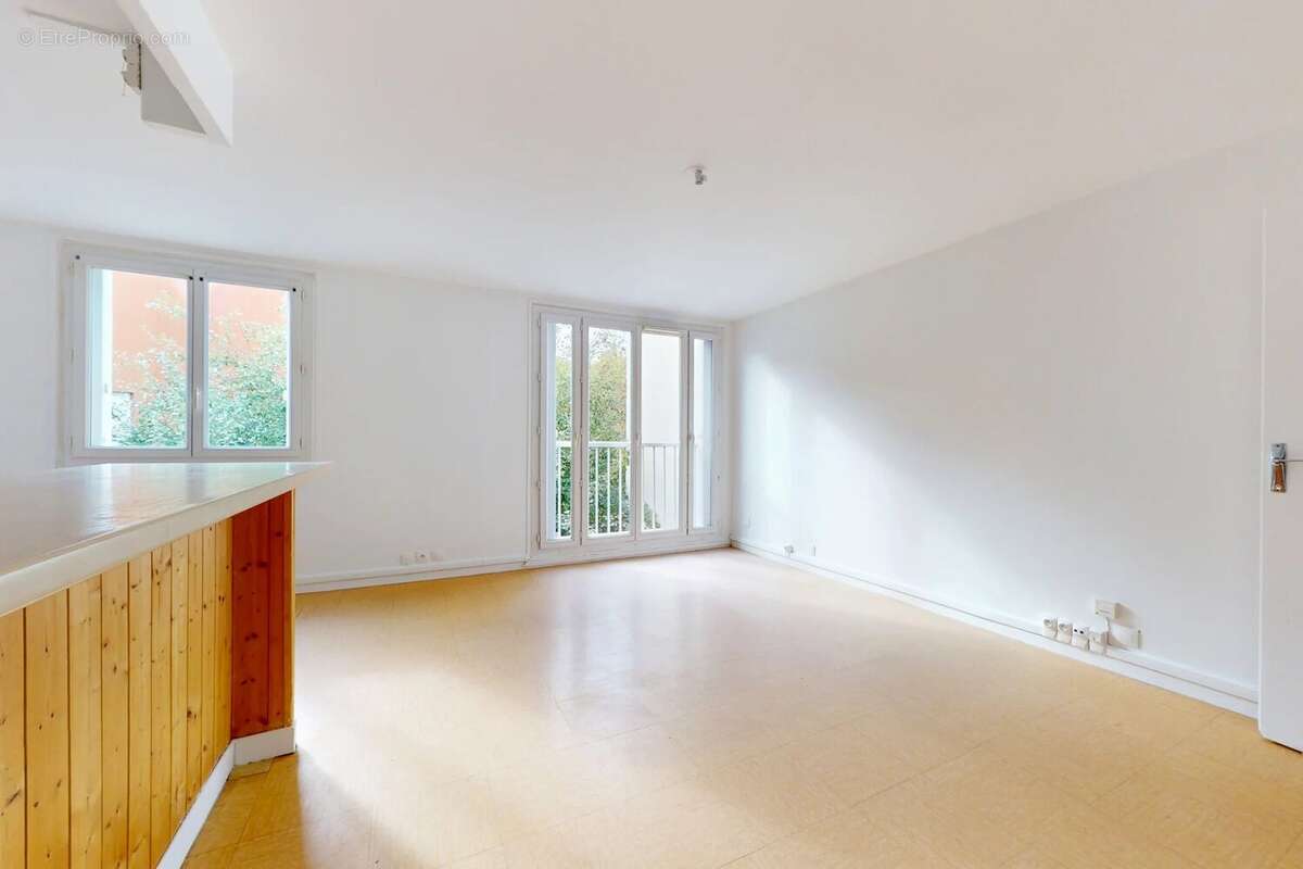 Appartement à COULOMMIERS