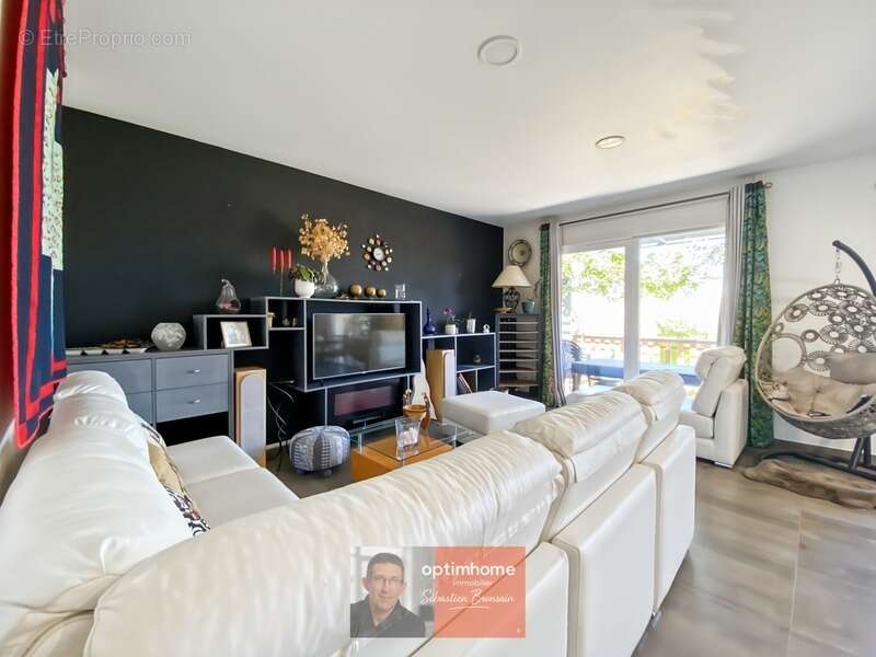 Maison contemporaine de plain-pied – Environ 140 m² – Construction 2020 – 3 chambres – Dole - photo 2