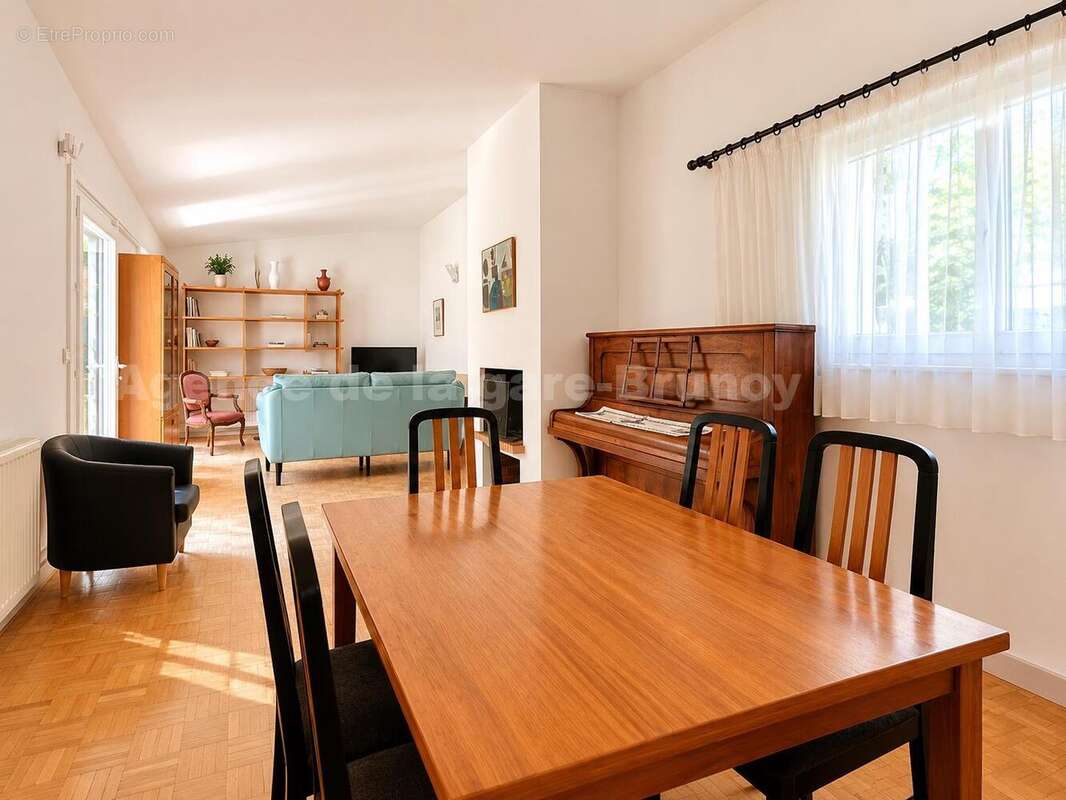 SALLE A MANGER - Maison à EPINAY-SOUS-SENART