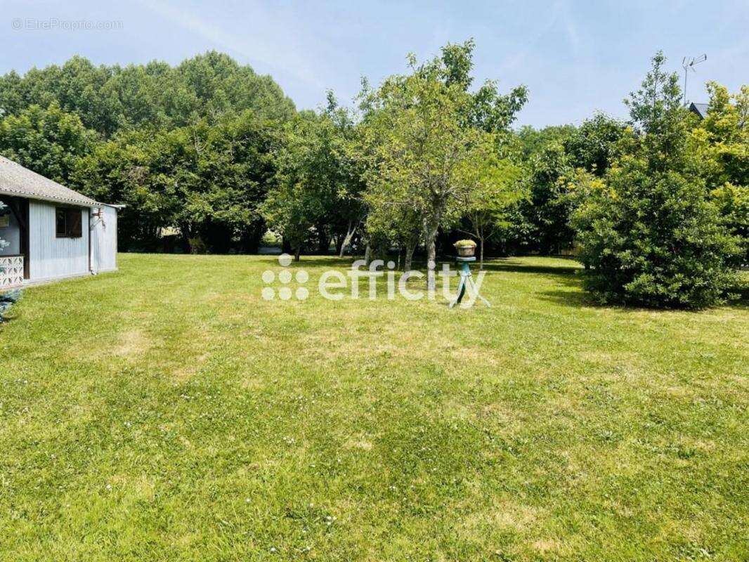 Terrain à SAINT-MAIXENT