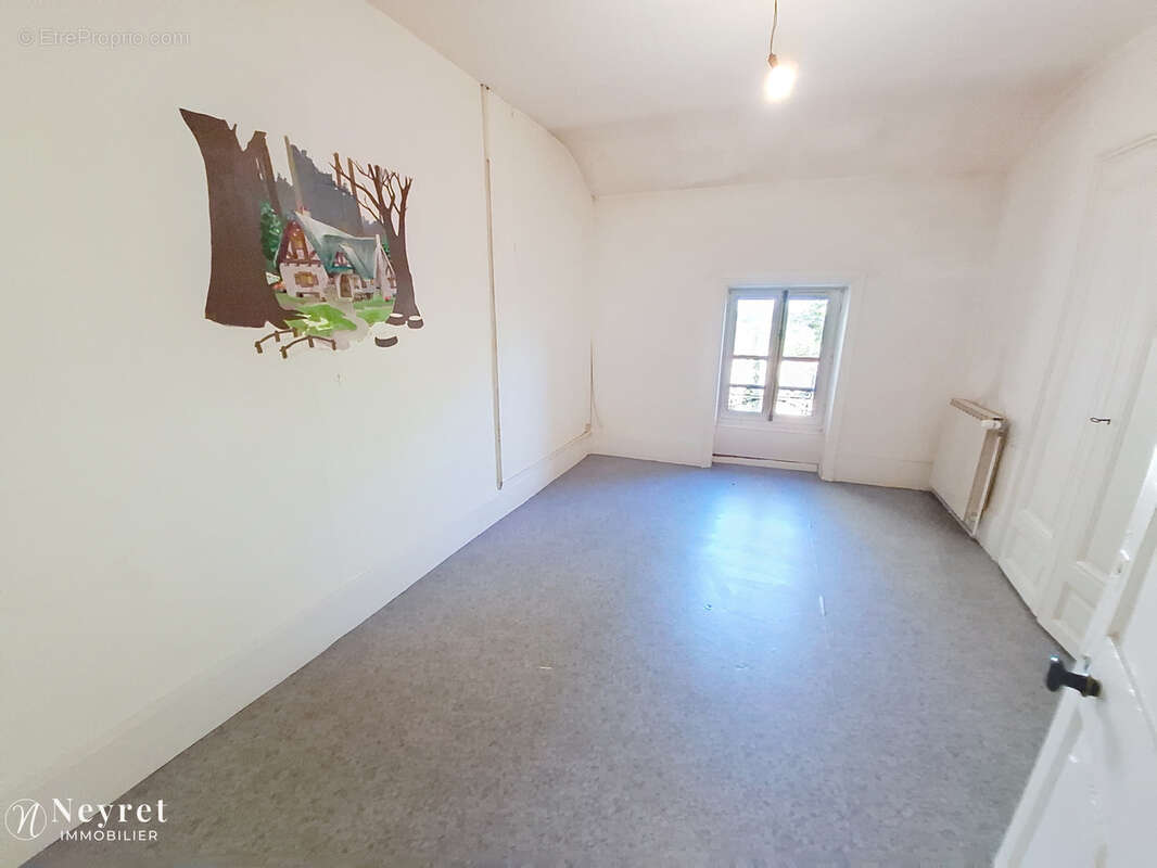 Appartement à VERNAISON