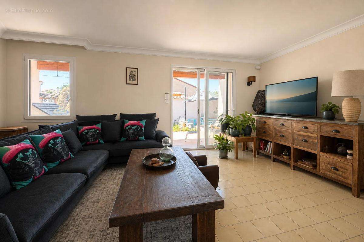 Maison de 5 pièces de 109 m² à Donzère - photo 17