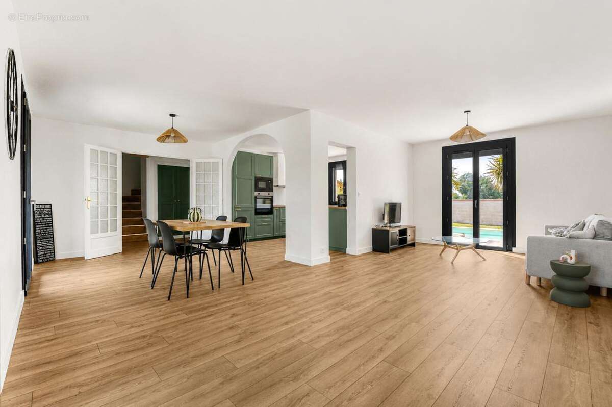 Maison 160 m² à Plaisance-Du-Touch  - photo 2