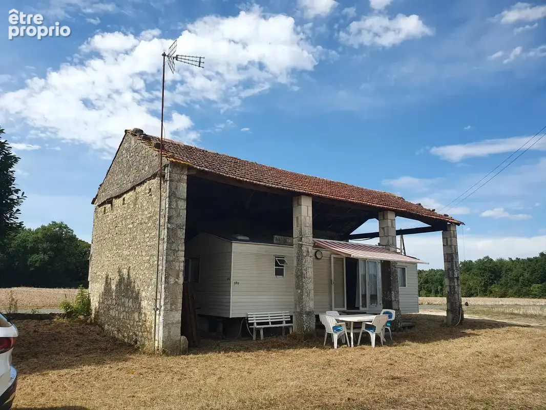 Maison 73 m² à Cozes  - photo 2